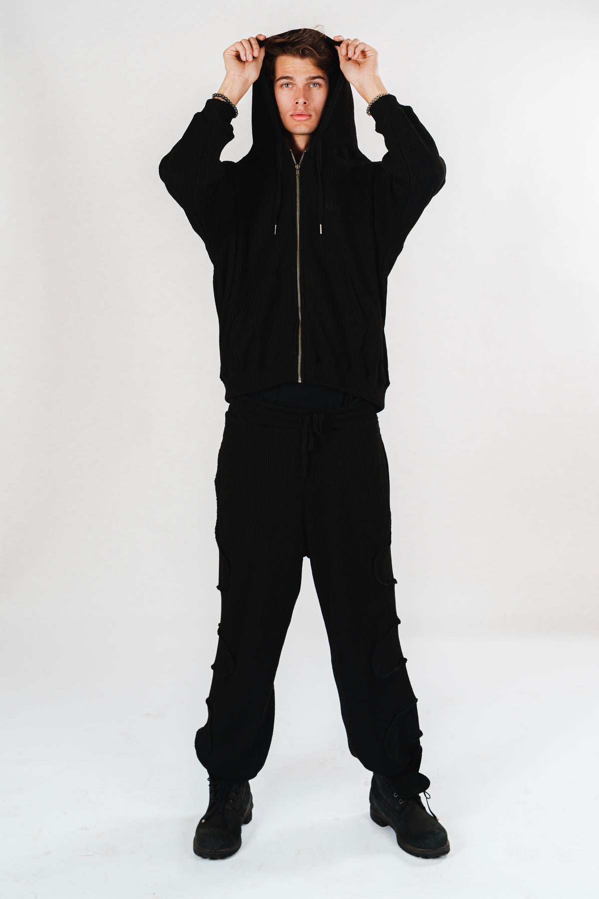 WIDE LEG SWEATPANTS